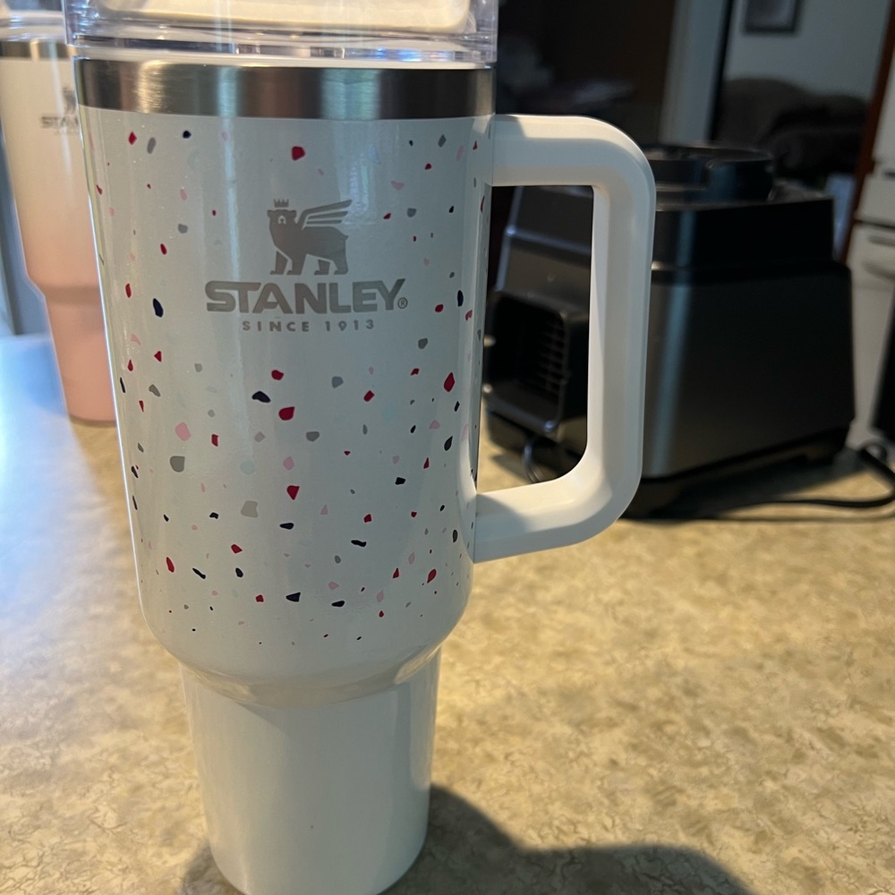 Stanley 40 Oz tumbler